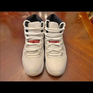 Jordan 11s, platinum tint og with original box size 11